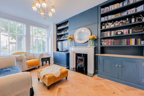 37 Avenue Terrace, Westcliff-on-sea, SS0 7PL