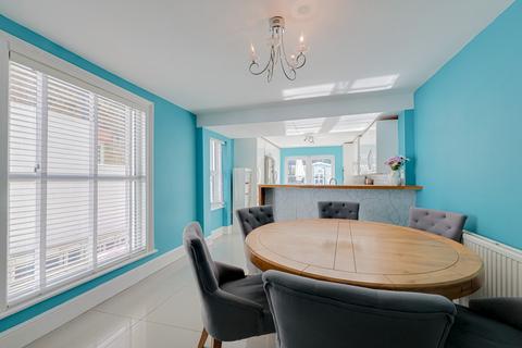 37 Avenue Terrace, Westcliff-on-sea, SS0 7PL