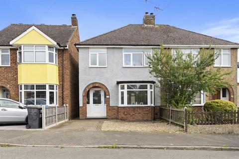 3 bedroom semi-detached house for sale, Breakleys Road, Desborough NN14