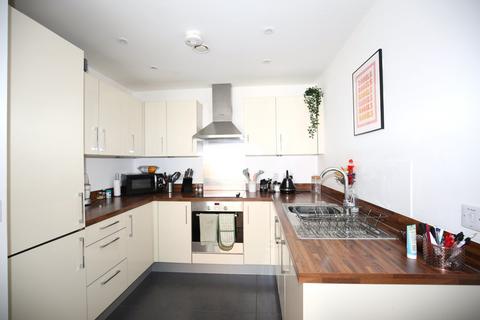 2 bedroom flat for sale, John Thornycroft Road, Southampton SO19