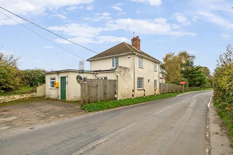 3 bedroom detached house for sale, Burnetts Lane, Horton Heath, Hampshire, SO30