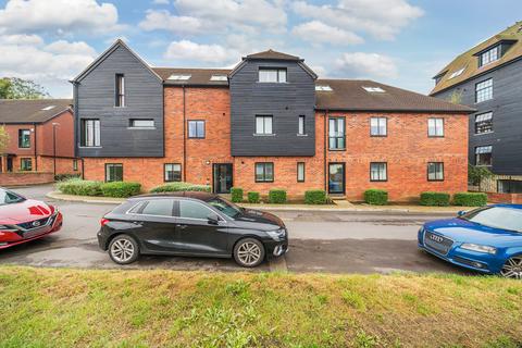 2 bedroom apartment for sale, Greatness Mill Court, Kent TN14