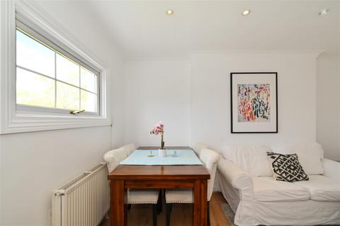 2 bedroom apartment for sale, Lizmans Terrace, Earls Court Road W8