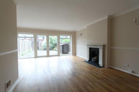 3 bedroom terraced house to rent, The Drive, Sidcup, DA14