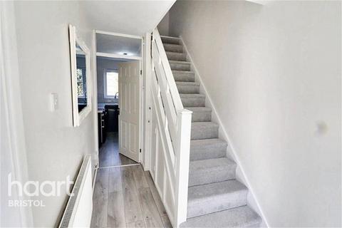 4 bedroom terraced house to rent, Orchard Vale, Kingswood