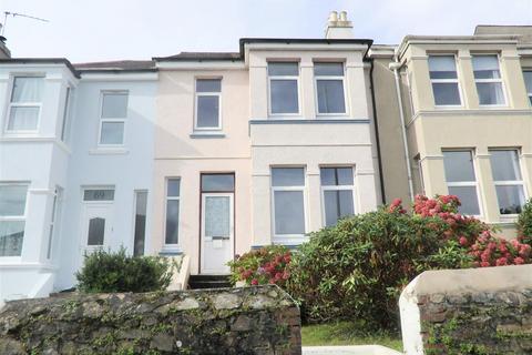 3 bedroom terraced house to rent, North Road, Saltash