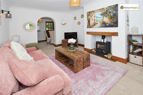 70 Cheadle Road, Forsbrook, Stoke-on-trent, ST11 9AS