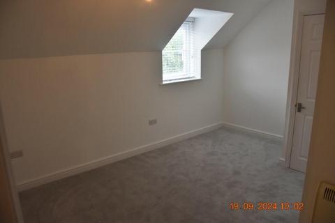 2 bedroom flat to rent, Great Park Street, Wellingborough NN8