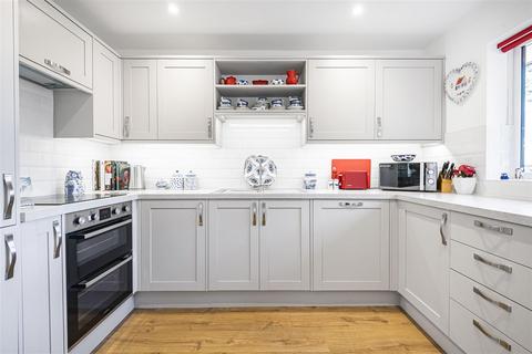 1 bedroom retirement property for sale, Regency Heights, Caversham, Reading
