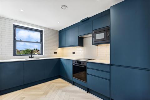 2 bedroom apartment for sale, Askew Road, London