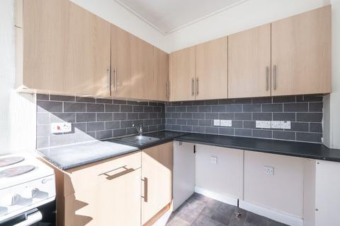 3 bedroom flat for sale, 80 Oxgangs Terrace, Oxgangs, Edinburgh, EH13