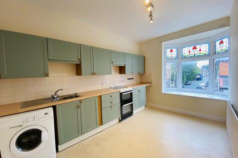 2 bedroom flat to rent, Shaw Road, Heaton Moor, Stockport, SK4