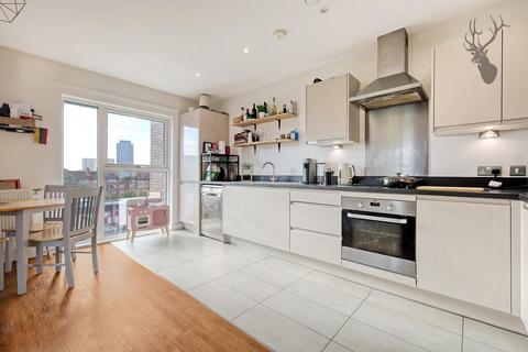 2 bedroom apartment for sale, Northmeade House, Bow