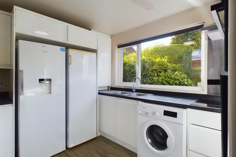 6 bedroom house share to rent, Thompson Road, Brighton, East Sussex