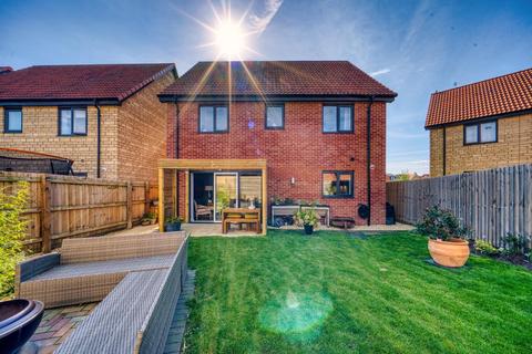 4 bedroom detached house for sale, Beautifully presented family home in the popular Eaton Park development