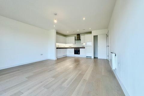 2 bedroom apartment for sale, Kenmore Place, Riverside Park, Ashford