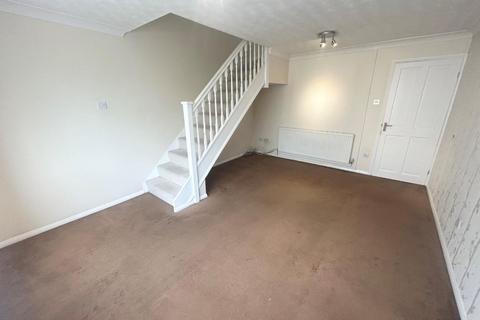 2 bedroom terraced house to rent, Pine Ridge, Southfields, Northampton NN3