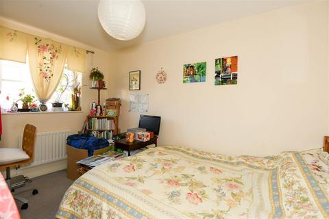 19 Cusance Way, Hilperton, Trowbridge, BA14 7HZ