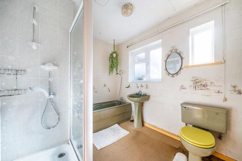 10 Coldharbour Close, Egham, TW20 8TH