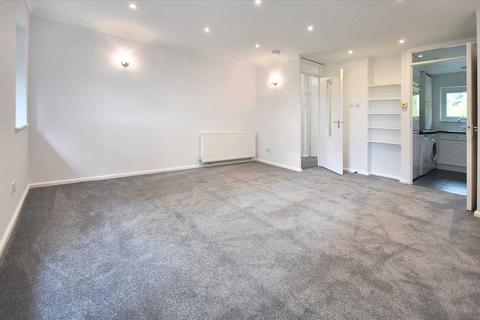 2 bedroom flat to rent, Anstice Close, Chiswick