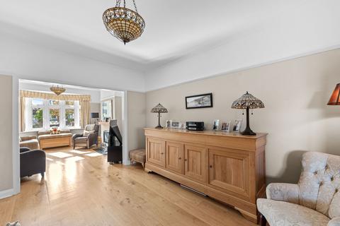 20 Vale Road, Worcester Park, KT4 7DZ