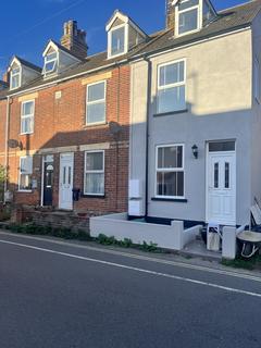 3 bedroom end of terrace house for sale, Church Road- KESSINGLAND