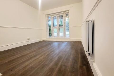 1 bedroom apartment to rent, Middle Park Avenue, London