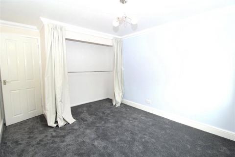 3 bedroom terraced house to rent, Tansley Moor, Swindon SN3