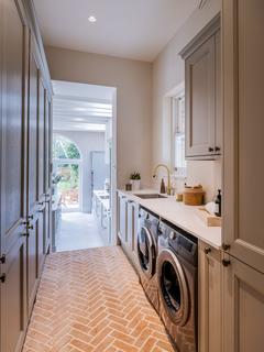 22 Exeter Road, London, NW2 4SP