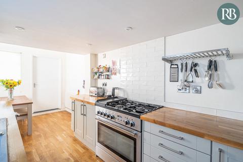 2 bedroom terraced house for sale, Abinger Road, Brighton BN41