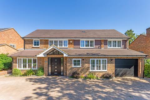 5 bedroom detached house for sale, Butlers Court Road, Beaconsfield, Buckinghamshire, HP9