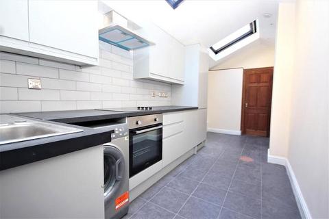 3 bedroom house to rent, Goldings Hill, Loughton, Essex, IG10