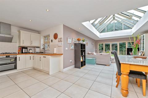 5 bedroom detached house for sale, Bucknalls Drive, Bricket Wood, St. Albans