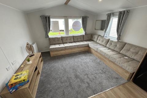 2 bedroom static caravan for sale, Pakefield Holiday Park