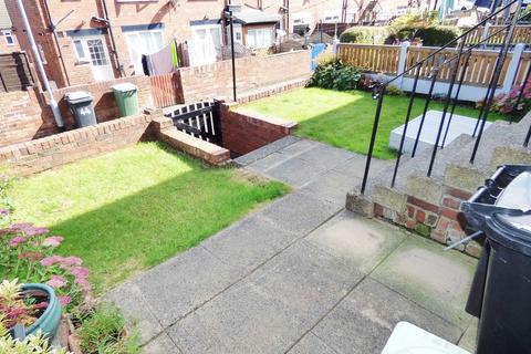 3 bedroom end of terrace house for sale, Aston Terrace, Leeds LS13