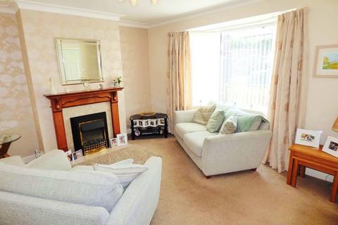 3 bedroom end of terrace house for sale, Aston Terrace, Leeds LS13