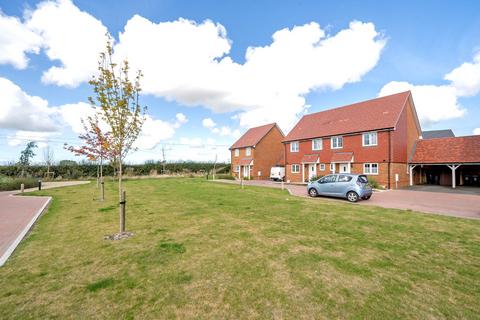 3 bedroom semi-detached house for sale, Alliss Gardens, Sandwich