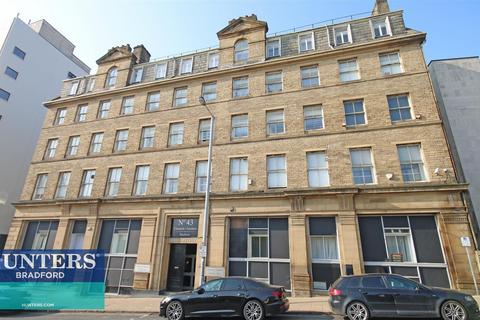 1 bedroom flat to rent, Cheapside Chambers Cheapside, Bradford, West Yorkshire, BD1 4HP