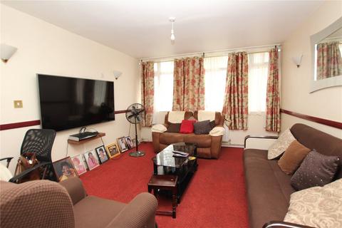 3 bedroom townhouse for sale, Passfield Path, Thamesmead, SE28