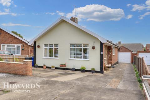 3 bedroom detached bungalow for sale, Fern Avenue, Lowestoft