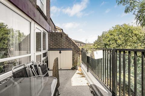 2 bedroom apartment for sale, Potier Street, London, SE1