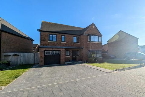 4 bedroom detached house for sale, White House Drive, Killingworth, NE12