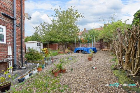 3 bedroom semi-detached house for sale, Hartopp Drive, Sheffield, S2 3LL