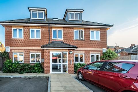 Prospect Mews, Reading, RG1