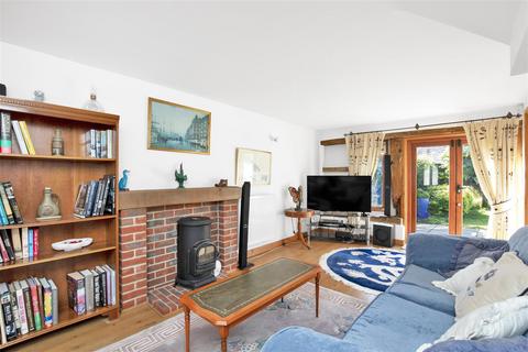 2 bedroom end of terrace house for sale, Cowfold Road, West Grinstead, Horsham