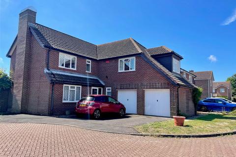 4 bedroom detached house for sale, Quantock Close, Eastbourne, East Sussex, BN23