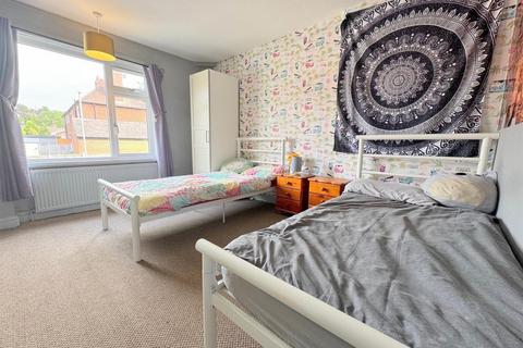 28 Glebeville, Leek, ST13 5QU