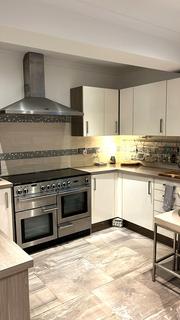 undefined, Castle Drive, Horley RH6