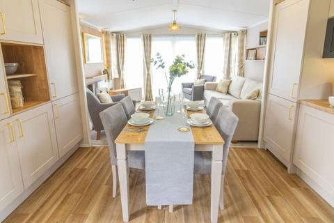 2 bedroom lodge for sale, Rye Harbour Holiday Park