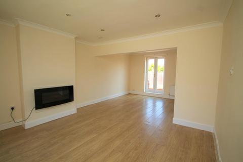 3 bedroom semi-detached house to rent, Rochdale Avenue, Stockton-On-Tees